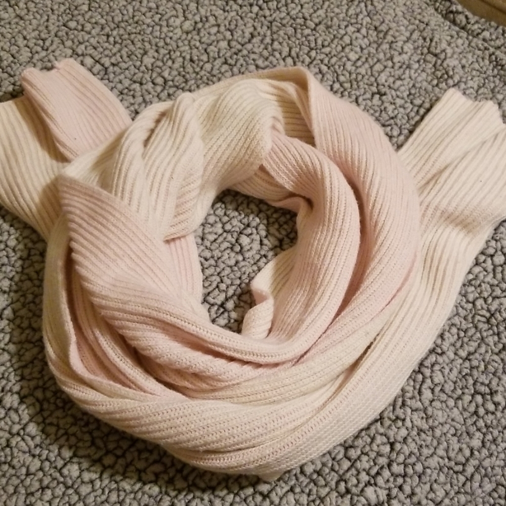 Angora Scarf - Picture 5 of 8